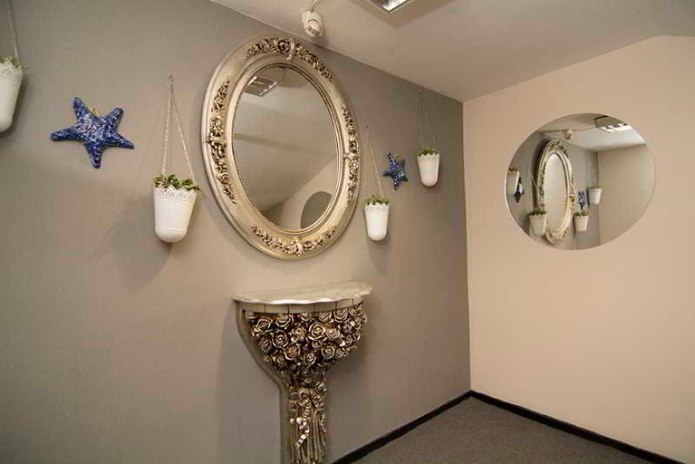 Bathroom 4, Deniz Pansiyon, Konak