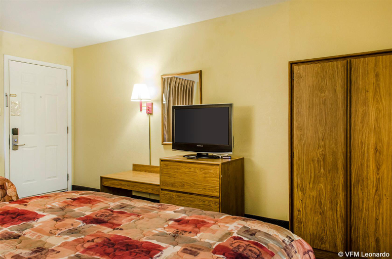 Bedroom 3, Rodeway Inn, Union
