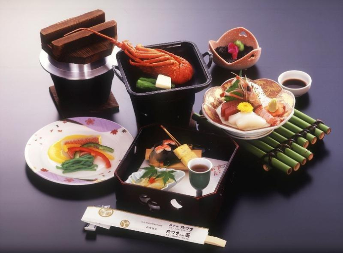 Food & Drinks 5, Hotel Tatsuki, Gamagōri