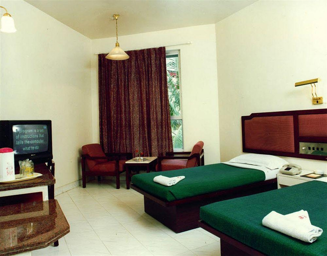 Bedroom 3, Ashish Plaza, Pune
