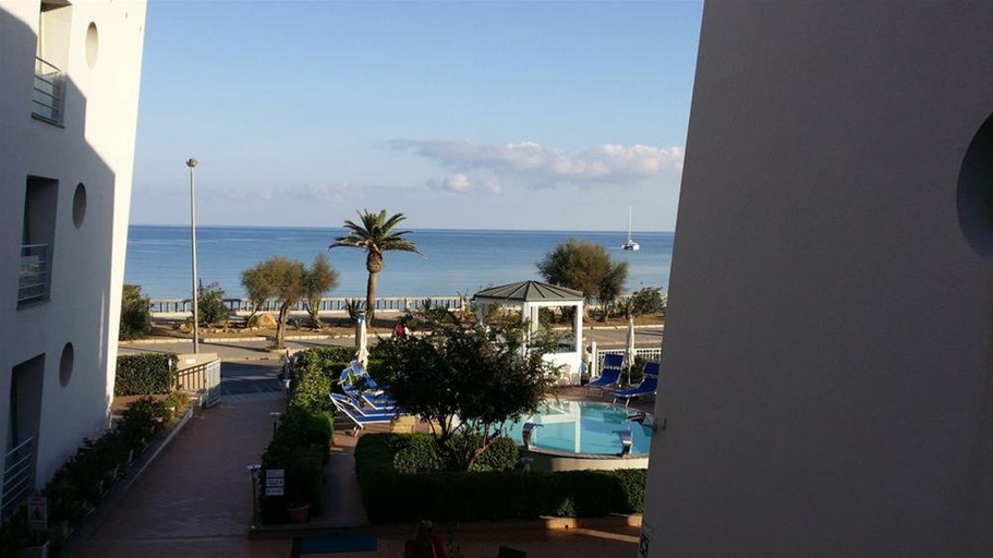 Exterior & Views 2, Astro Suite Hotel, Palermo
