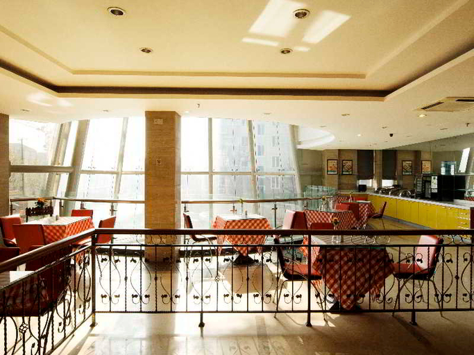 Food & Drinks, Jinjiang Inn Caobao Road Subway Station, Shanghai