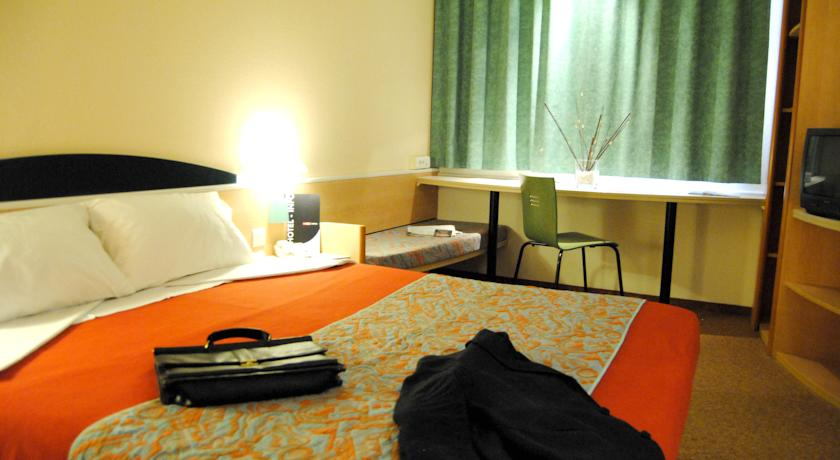 Bedroom, Iris Guadalajara, Guadalajara