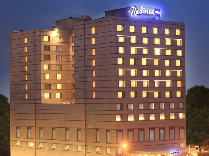 Radisson Blu Hotel Chennai City Centre, Chennai