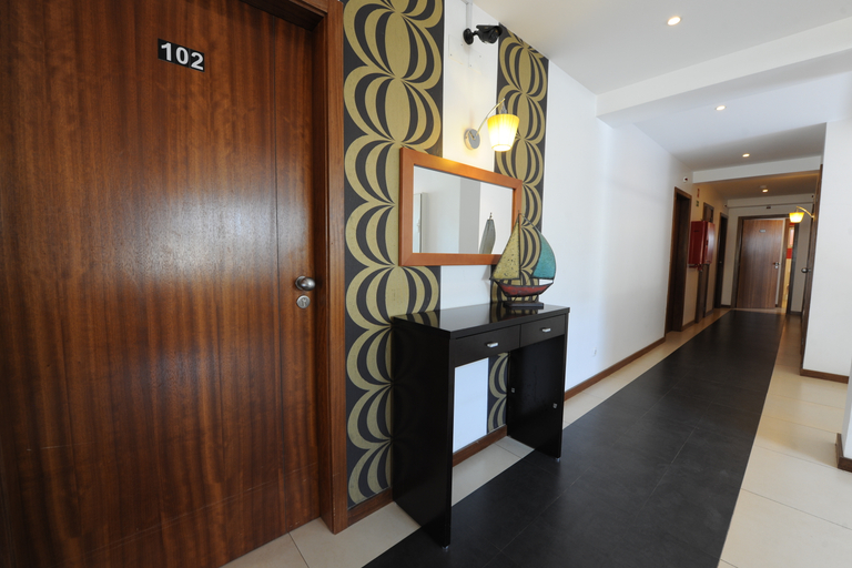 Public Area 3, Inn Luanda, Ingombota
