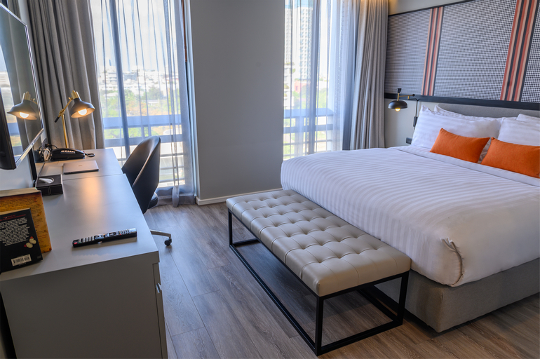 Room 1