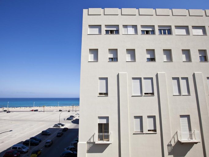 Exterior & Views 2, Albergo Vittoria, Trapani
