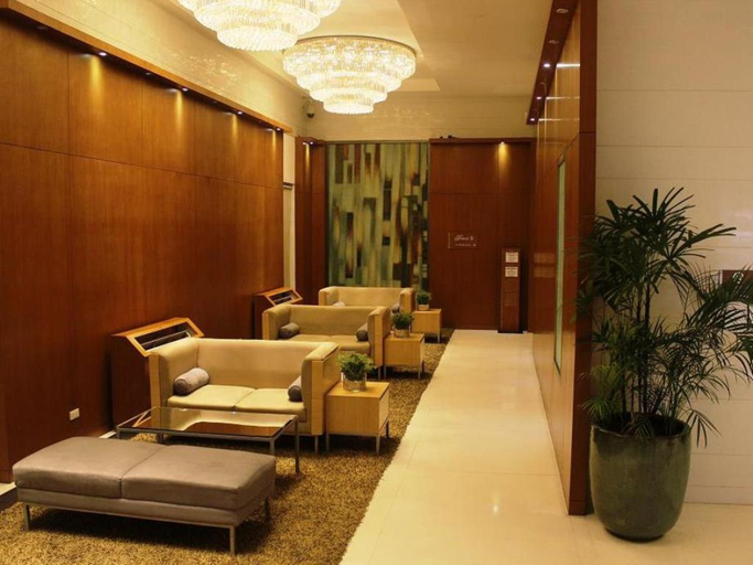 Public Area 5, BSA Twin Towers, Mandaluyong