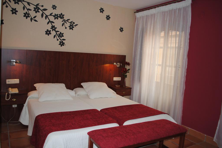 Bedroom 3, HOTEL HONEST GRANADA, Granada