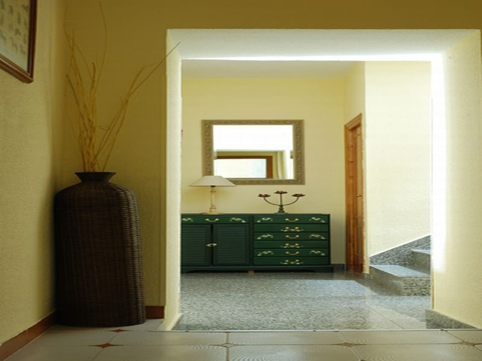 Public Area 4, Hostal Leon, Cáceres