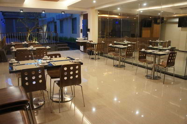 Favor Hotel Makassar, Makassar