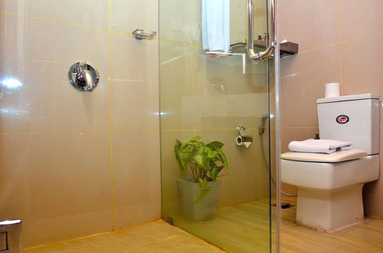 Bathroom 4, Lavanga Resort & Spa, Hikkaduwa