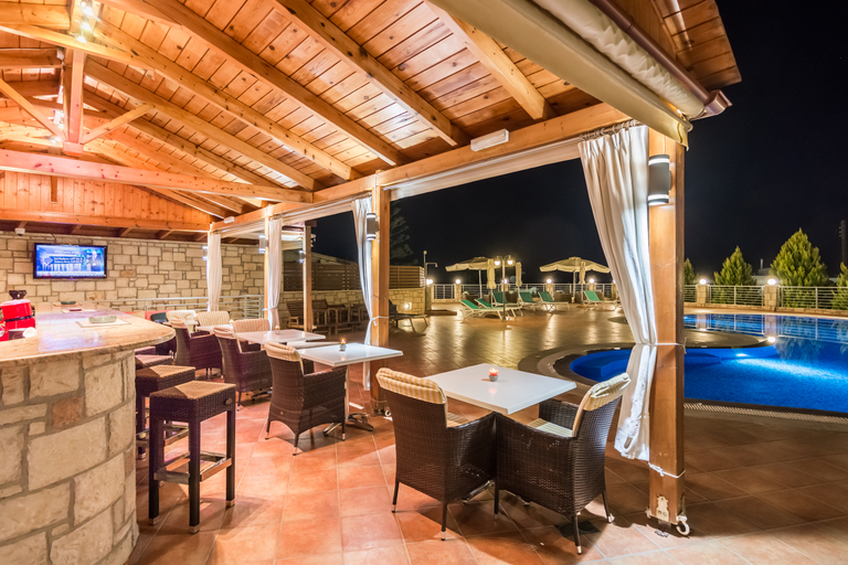 Food & Drinks 4, Pilot's Villas Luxury Suites, Crete