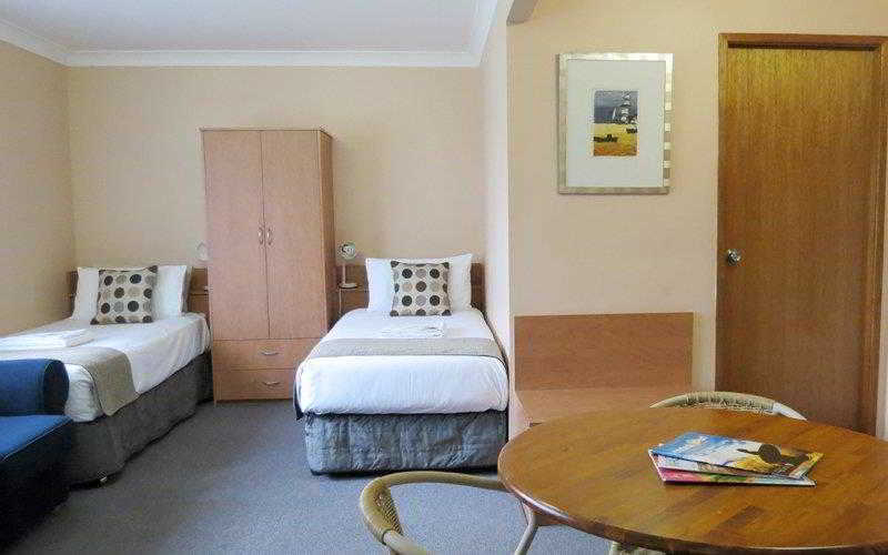 Bedroom 3, Bridge View Motel, Wyong - North-East
