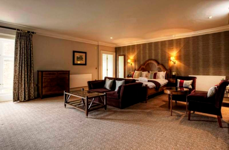 Public Area 3, Wivenhoe House Hotel, Essex