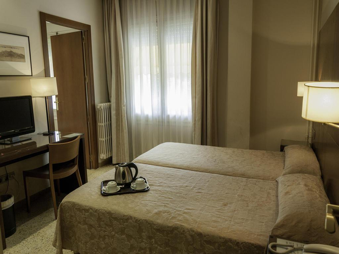 Bedroom 4, Ramon Berenguer IV, Lleida
