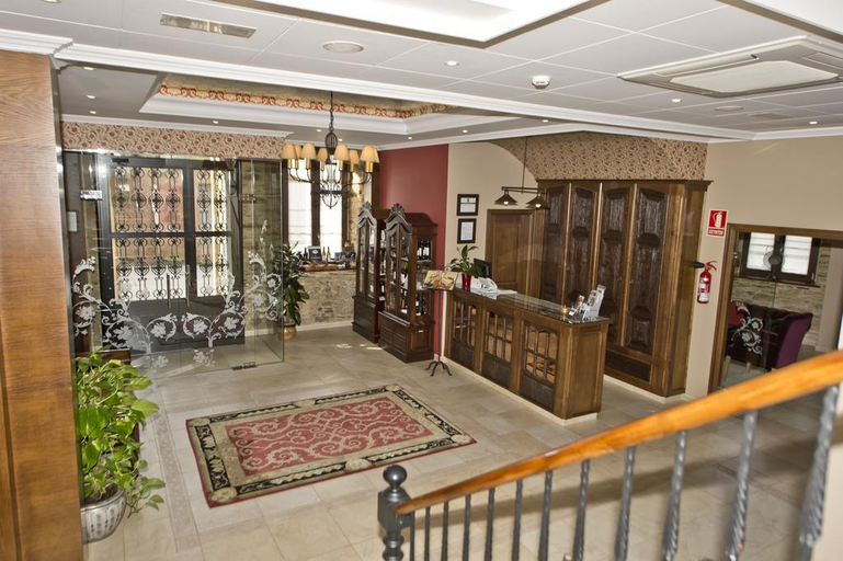 Public Area 2, La Casona de Lazurtegui, Lugo