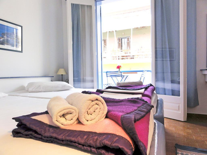 Bedroom 3, Hotel Asteroa, Peloponnese