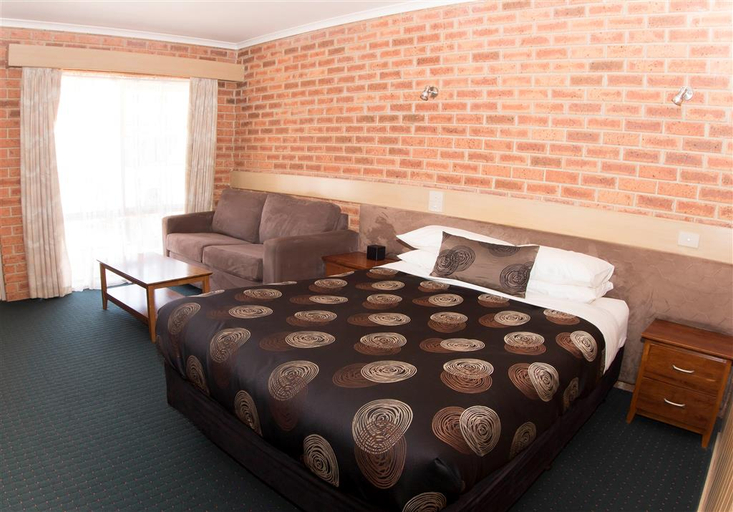 Bedroom 3, Colonial Motor Inn Bairnsdale, E. Gippsland - Bairnsdale