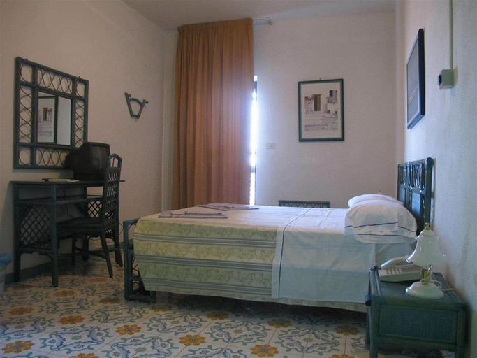 Bedroom 3, Hotel Phenicusa, Messina