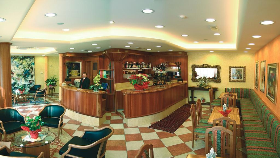 Food & Drinks 5, Hotel Giotto, Padua