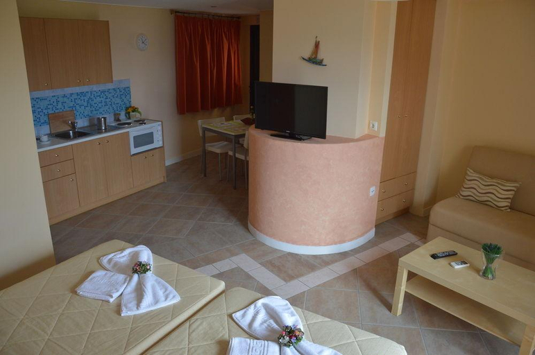 Others 5, Villa Reverenza, Ionian Islands