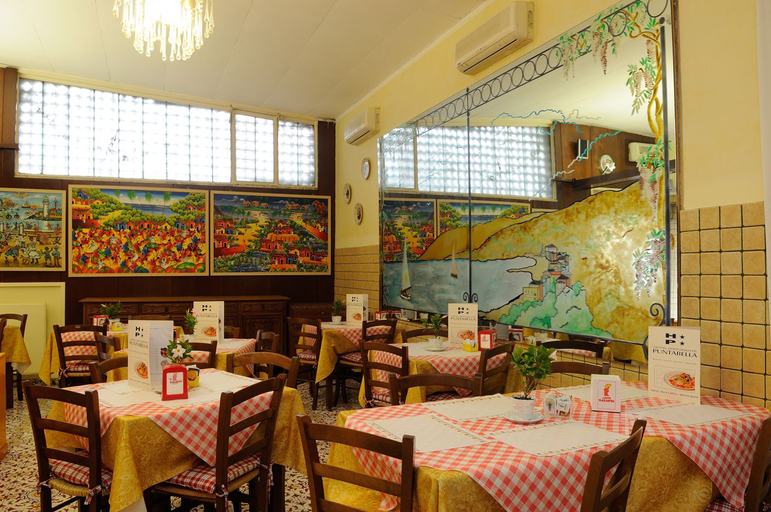 Public Area 2, Hotel Puntabella, Savona