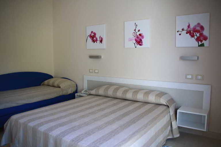 Bedroom 3, Elite Hotel, Ravenna