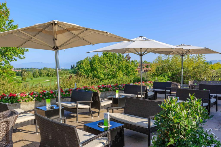 Public Area, Golf Residence, Verona