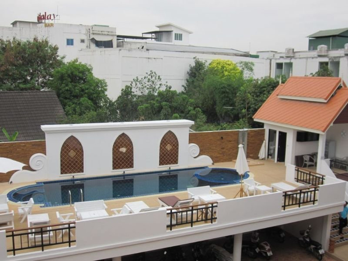 Exterior & Views 2, Wangburapa Grand Hotel, Muang Chiang Mai