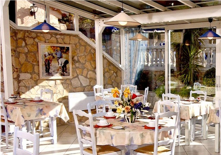 Food & Drinks 4, Jas Neuf Sainte Maxime, Var