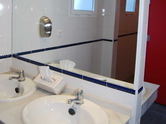 Bathroom 4, La Moraga De Poniente Málaga Hostel, Málaga