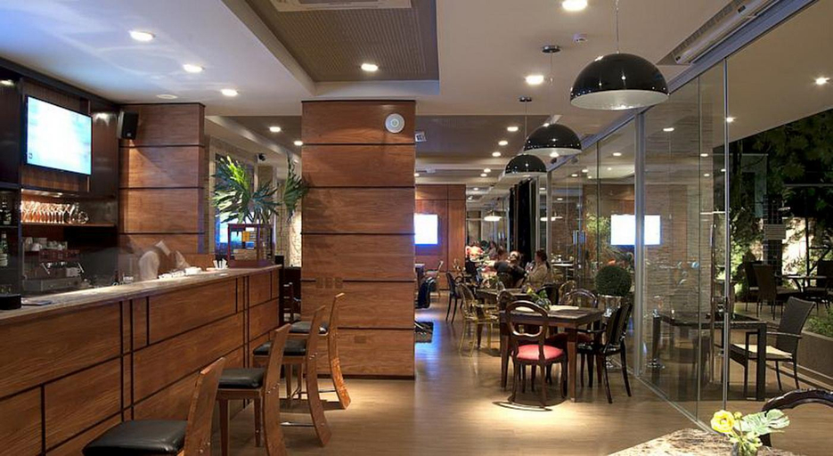 Public Area 3, Las Ventanas Suites, Hernandarias