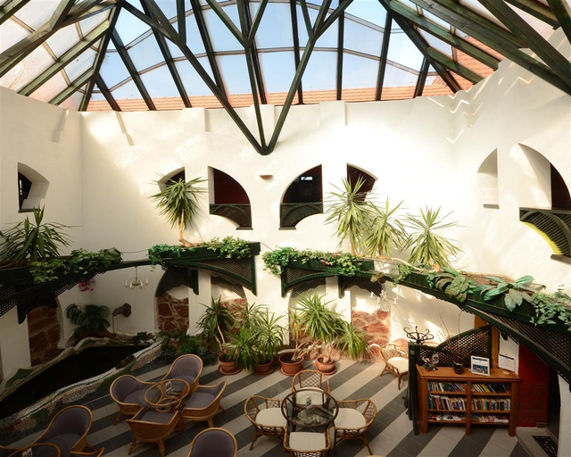 Public Area 3, BEST WESTERN Janus Atrium Hotel, Siófok