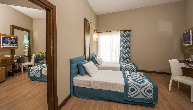 Bedroom 3, Dream World Resort & Spa, Manavgat