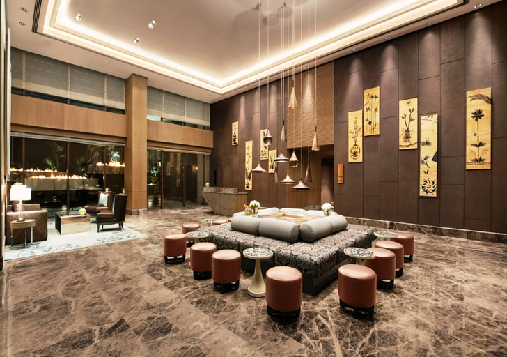 Public Area 4, The Leela Ambience Convention Hotel Delhi, Delhi