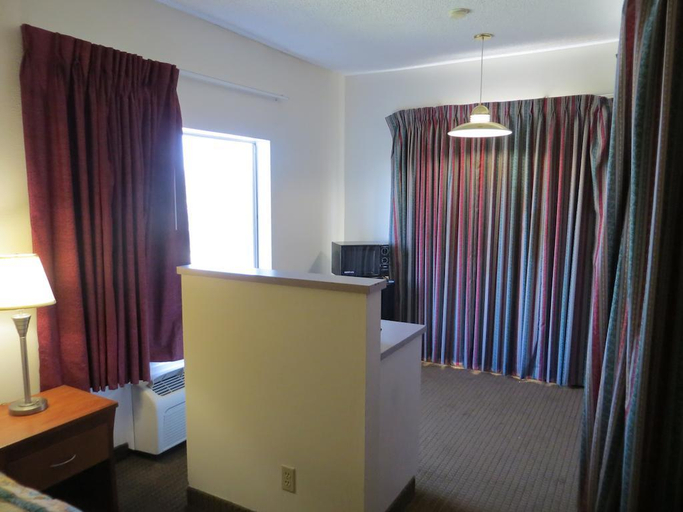 Others 5, Riverside Inn and Suites, Riverside