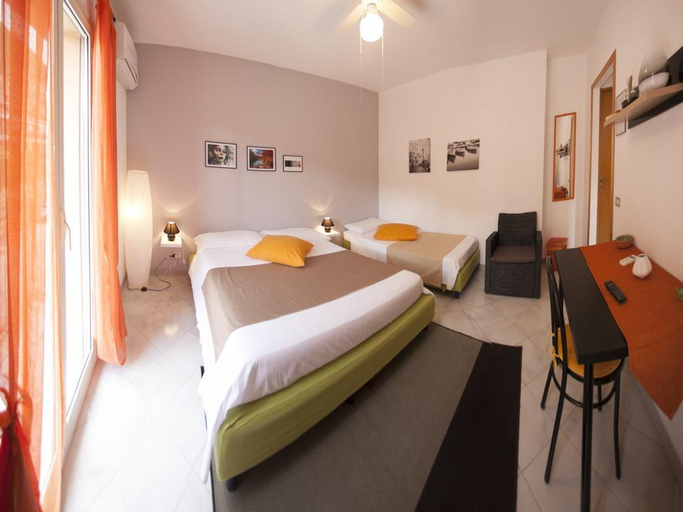 Bedroom 3, B&B Ma & Mi Cefalu Palermo Sicily, Palermo