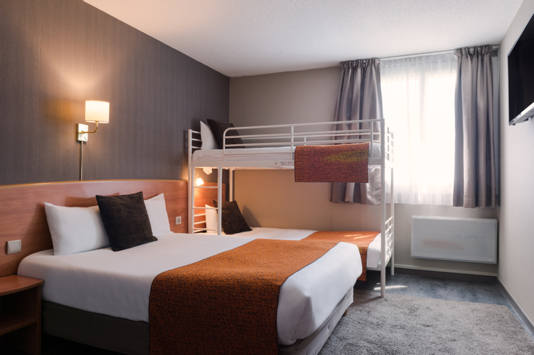 Bedroom 6