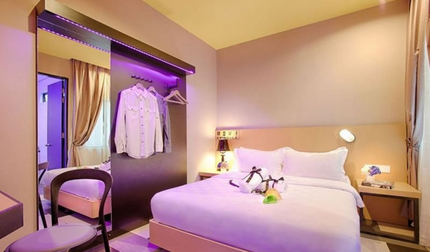 Bedroom 3, The Youniq Hotel, Sepang