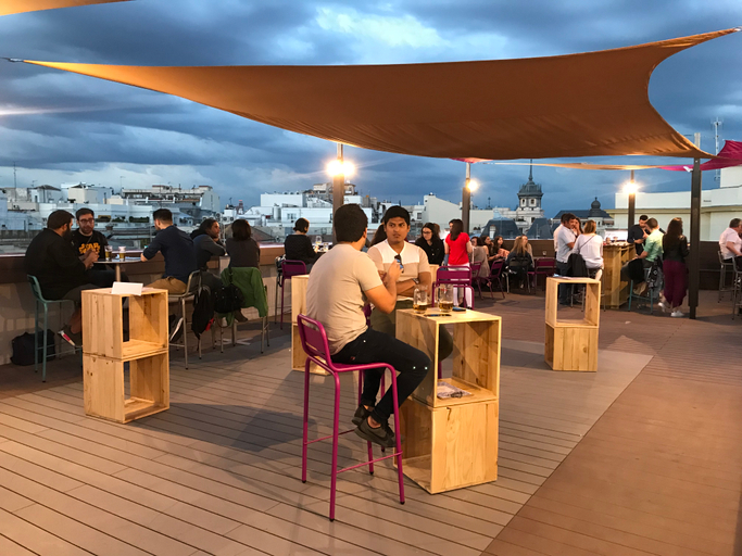 Food & Drinks 4, Safestay Madrid, Madrid
