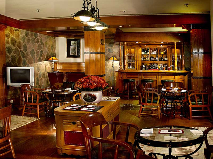 Food & Drinks 5, Fortune Resort Sullivan Court, The Nilgiris