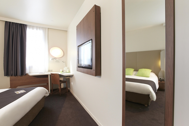 Bedroom 3, Moxy Amiens, Somme