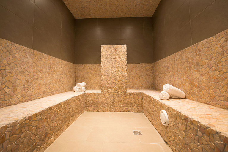 Bathroom 5, Ona Aucanada, Baleares