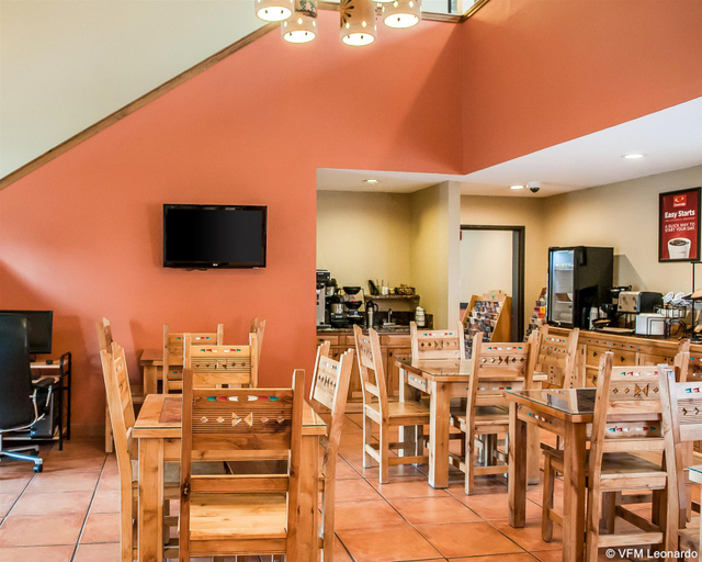 Food & Drinks 5, Rodeway Inn & Suites Santa Fe, Santa Fe