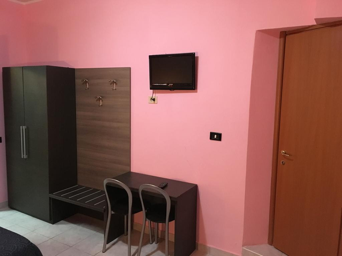 Exterior & Views, Hotel New Salus, Milano
