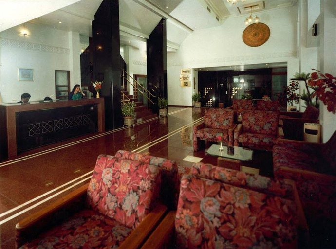 Public Area, Ashish Plaza, Pune