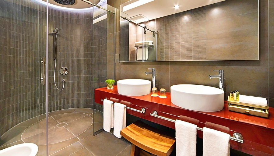 Bathroom 5, Four Points by Sheraton Doha, Doha