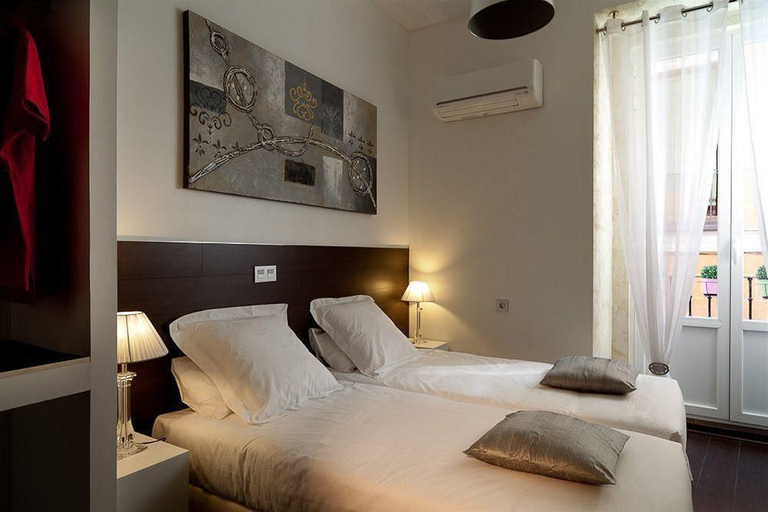 Bedroom 2, THC Latina Hostel, Madrid