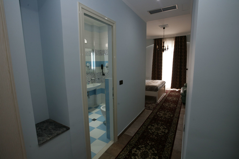 Bathroom 5, Hotel Boutique Las, Tiranës